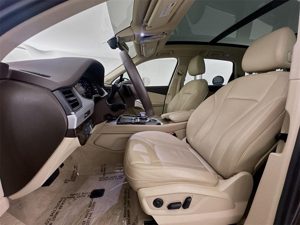 used 2019 Audi Q7 car, priced at $19,991