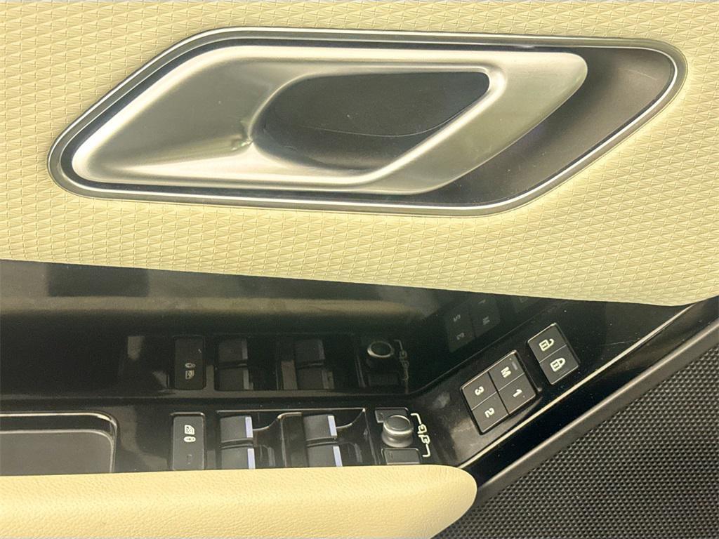 used 2021 Land Rover Range Rover Velar car, priced at $34,991