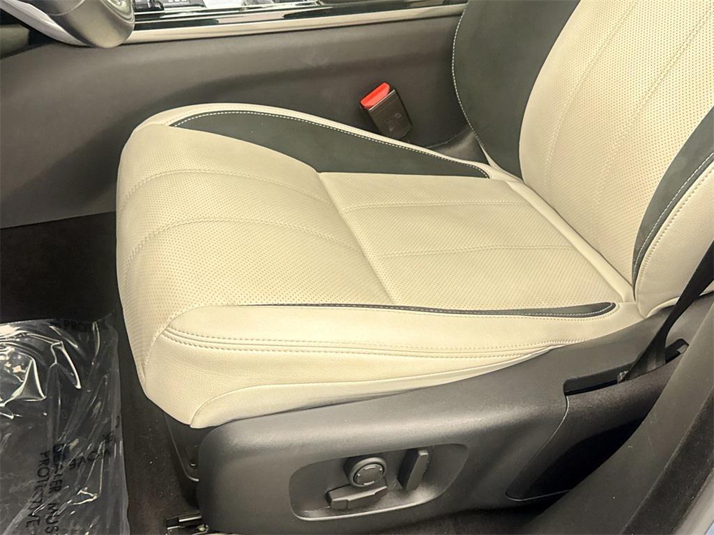 used 2021 Land Rover Range Rover Velar car, priced at $34,991