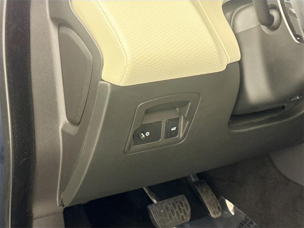 used 2021 Land Rover Range Rover Velar car, priced at $34,991