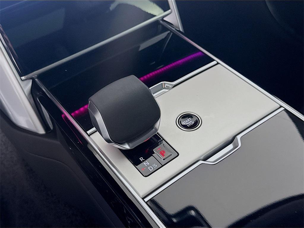 new 2025 Land Rover Range Rover car, priced at $137,205