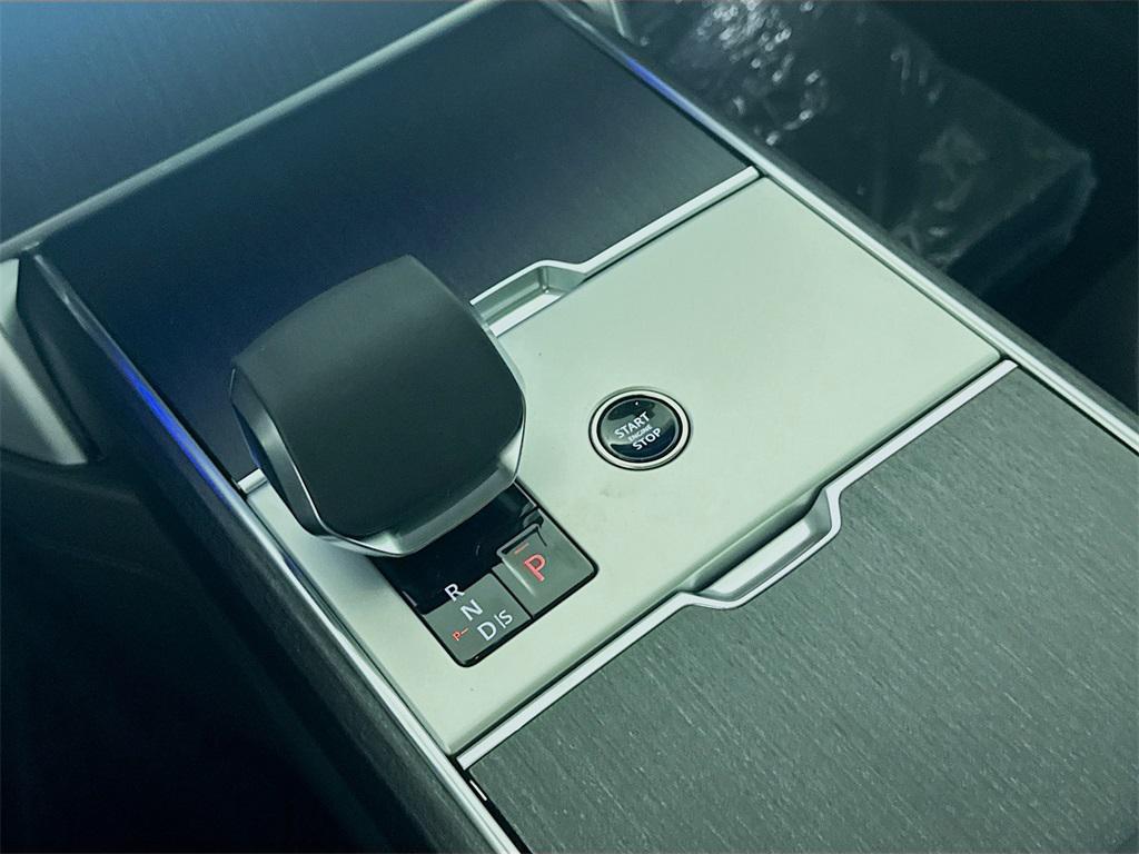 new 2025 Land Rover Range Rover car, priced at $128,555