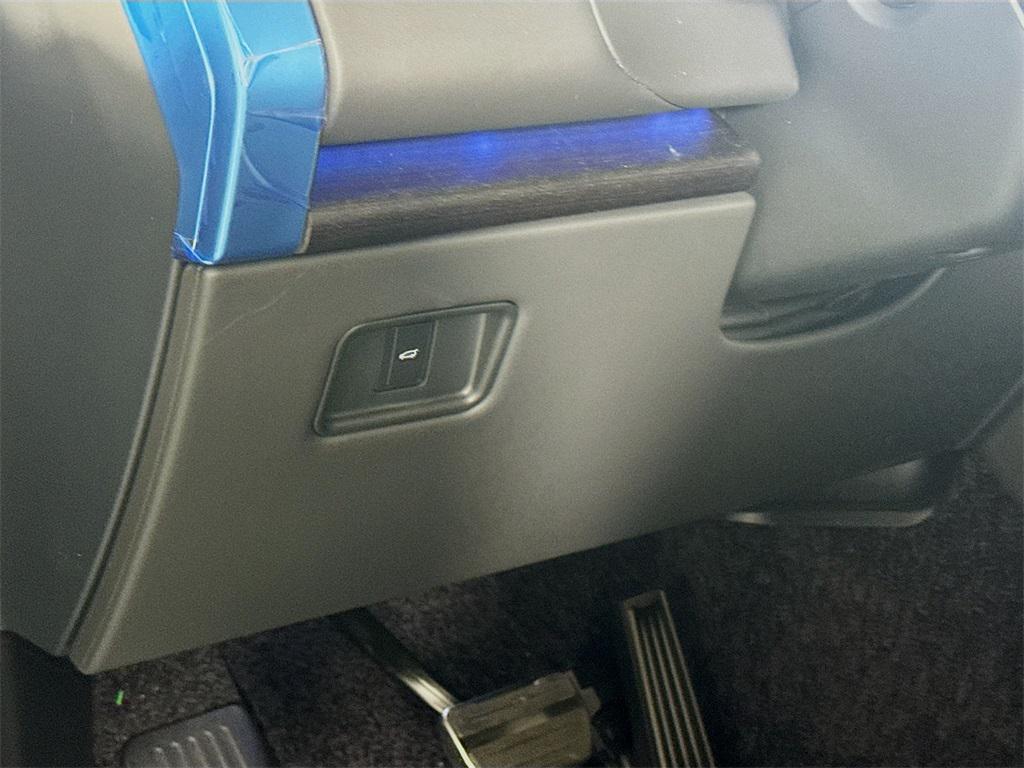 new 2025 Land Rover Range Rover car, priced at $128,555
