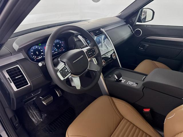 new 2025 Land Rover Discovery car, priced at $76,128