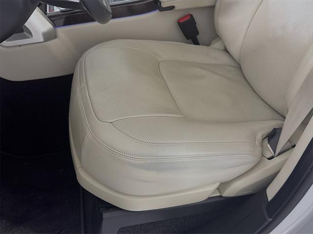 used 2022 Land Rover Range Rover car, priced at $59,983