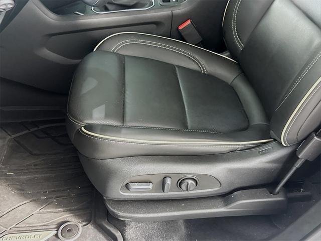 used 2023 Chevrolet Traverse car, priced at $35,991