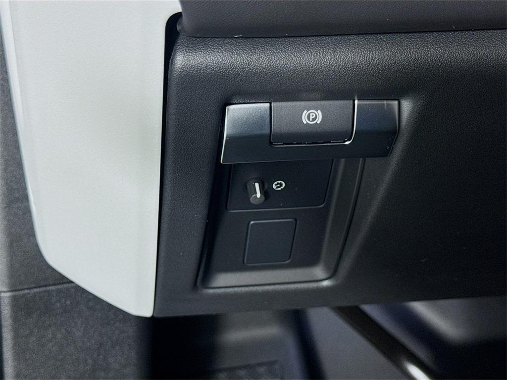 new 2025 Land Rover Defender car, priced at $85,118