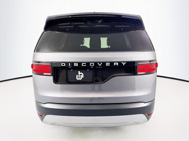 new 2025 Land Rover Discovery car, priced at $66,553