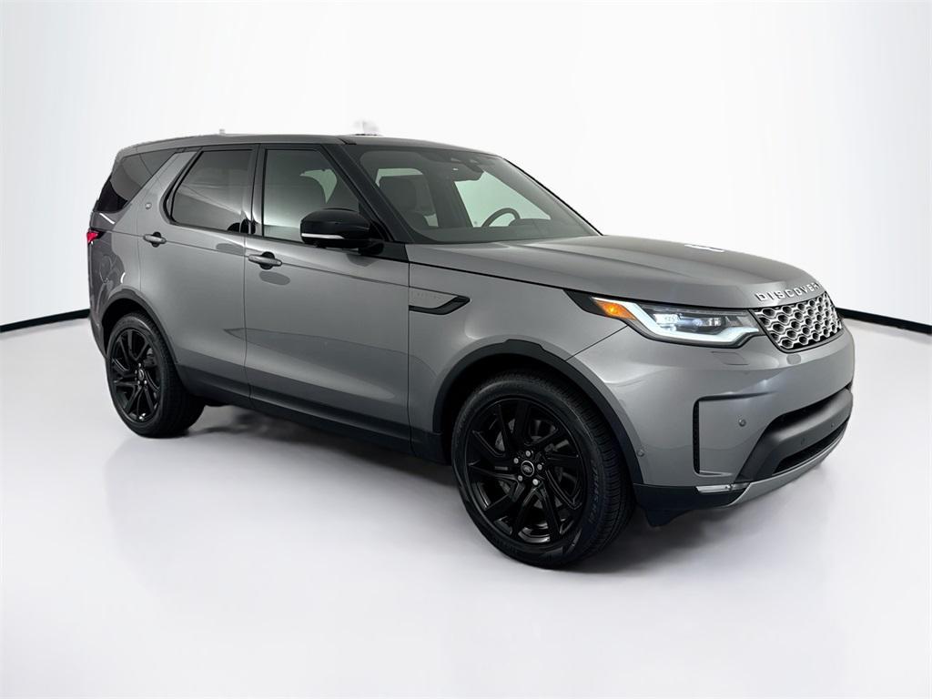 new 2025 Land Rover Discovery car, priced at $67,003