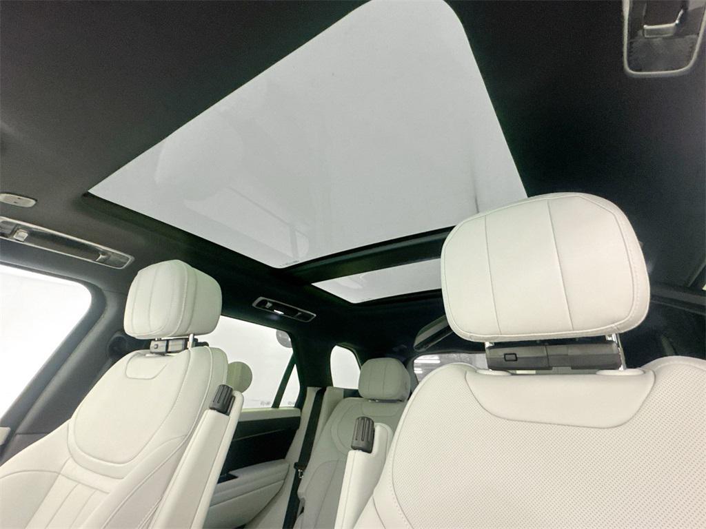 new 2025 Land Rover Range Rover Sport car, priced at $95,840