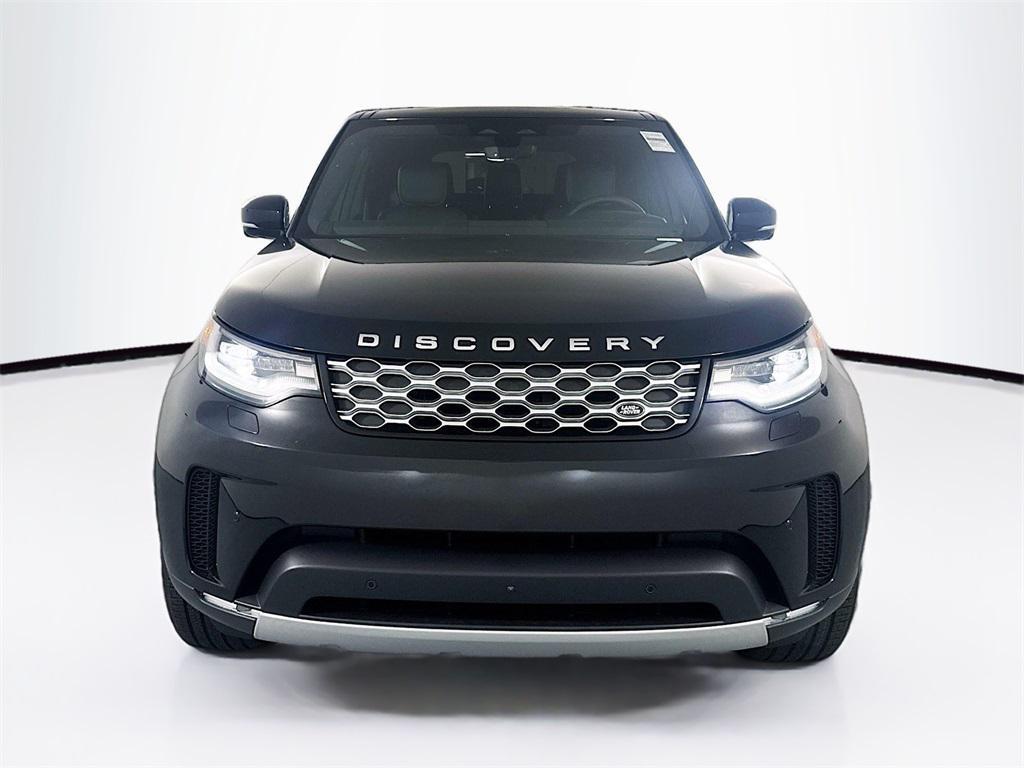 new 2025 Land Rover Discovery car, priced at $66,778