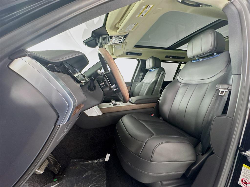 new 2025 Land Rover Range Rover car, priced at $156,025