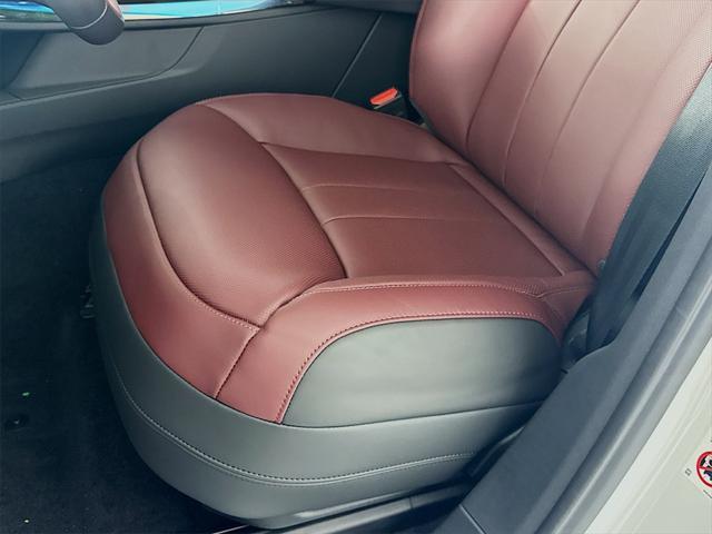 new 2025 Land Rover Range Rover Sport car, priced at $126,995