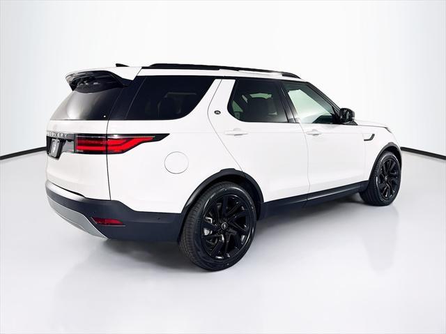 new 2025 Land Rover Discovery car, priced at $65,603