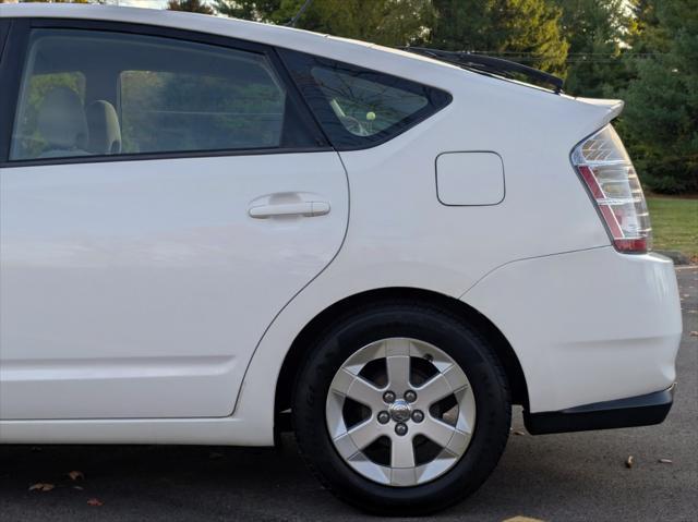 used 2006 Toyota Prius car, priced at $8,295