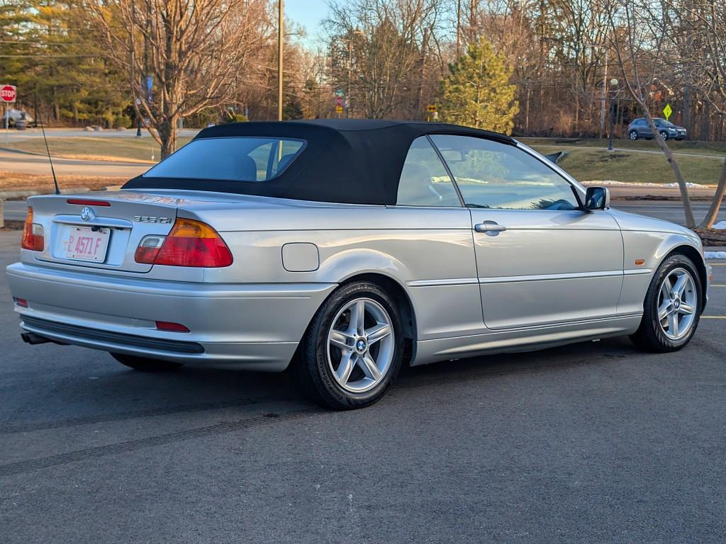 used 2003 BMW 325 car, priced at $10,995
