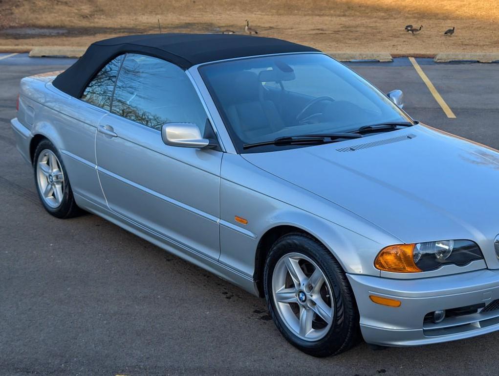 used 2003 BMW 325 car, priced at $10,995
