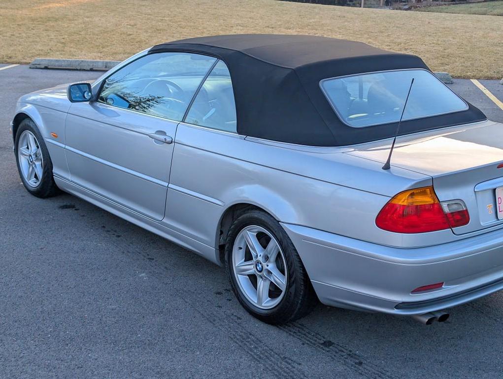 used 2003 BMW 325 car, priced at $10,995