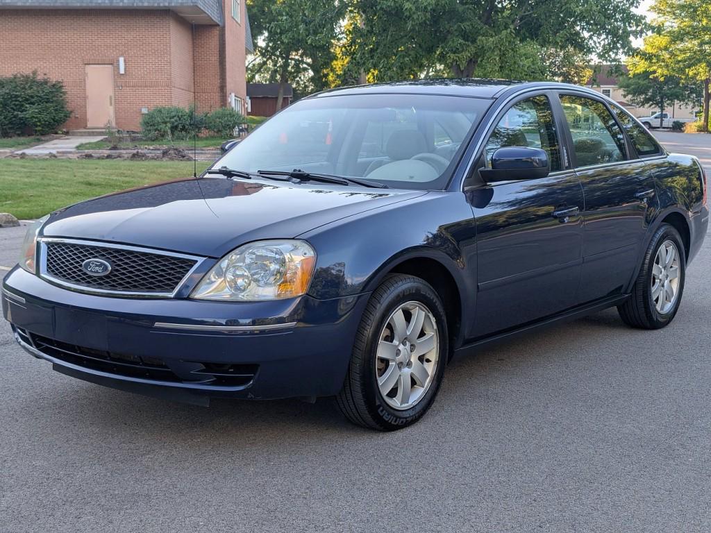 used 2005 Ford Five Hundred car, priced at $7,595