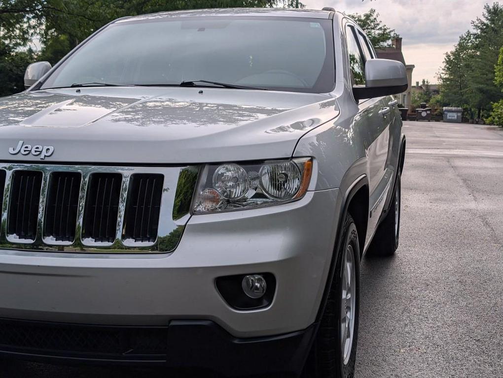 used 2011 Jeep Grand Cherokee car, priced at $10,995