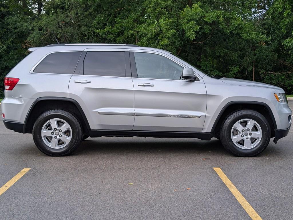 used 2011 Jeep Grand Cherokee car, priced at $10,995