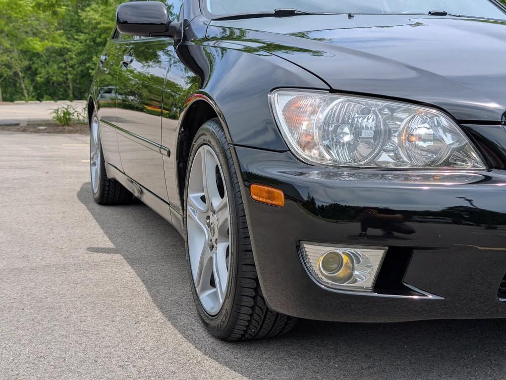 used 2001 Lexus IS 300 car, priced at $19,995