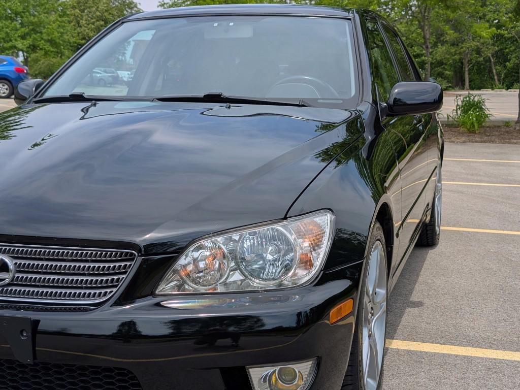 used 2001 Lexus IS 300 car, priced at $19,995
