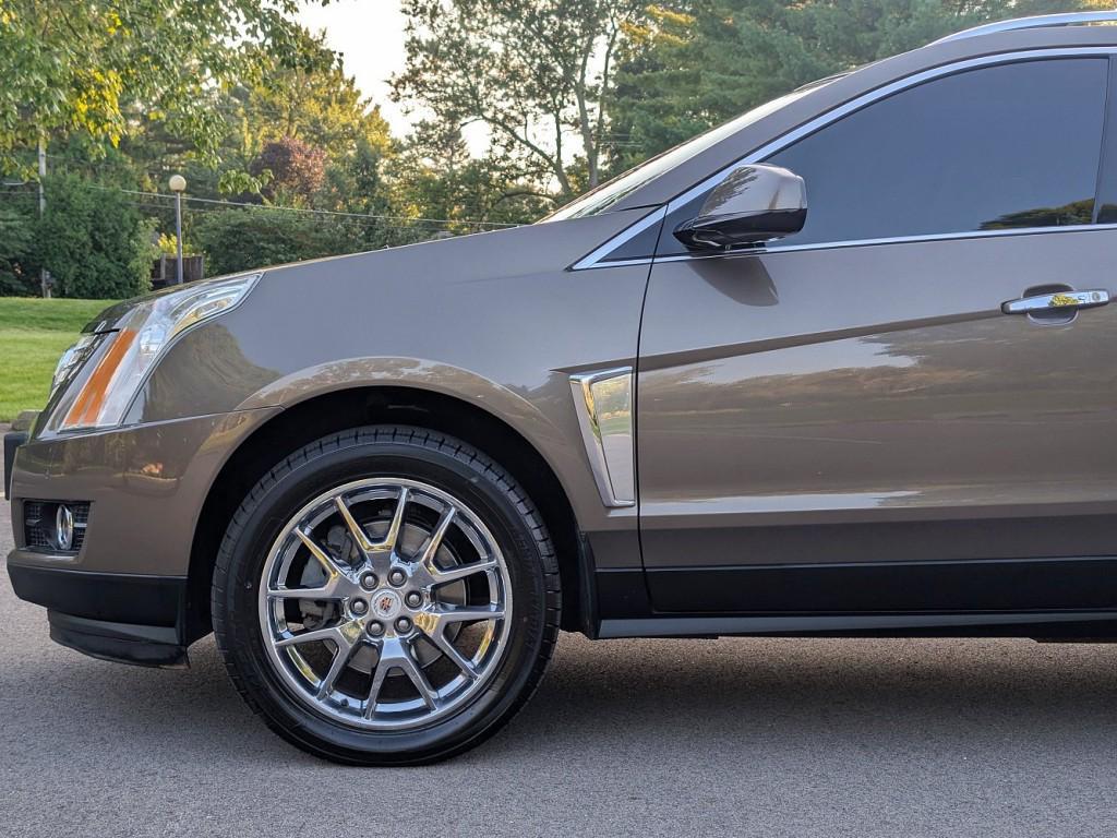 used 2014 Cadillac SRX car, priced at $10,995