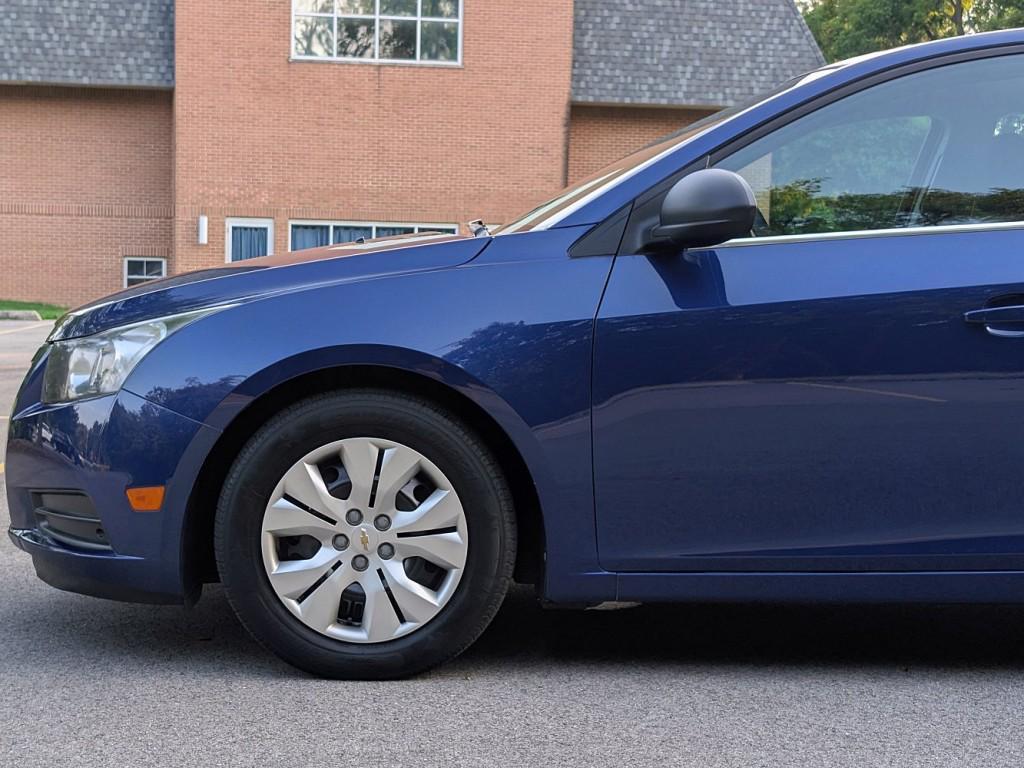 used 2012 Chevrolet Cruze car, priced at $7,895