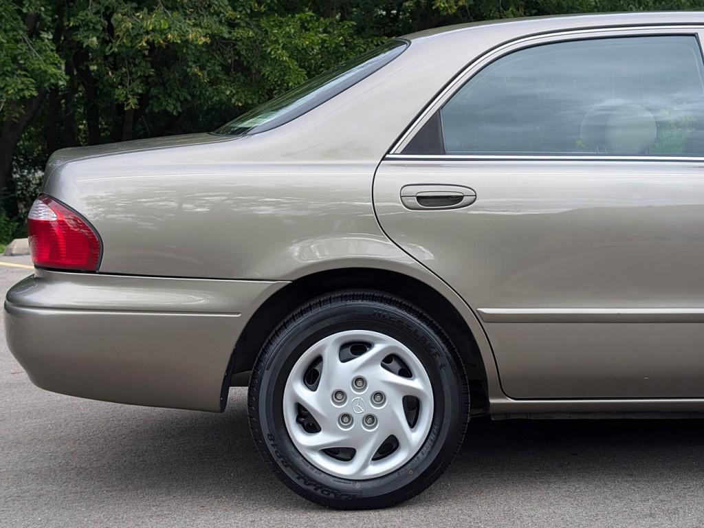 used 2001 Mazda 626 car, priced at $6,195