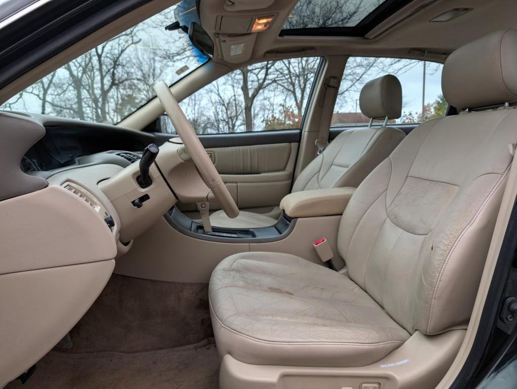 used 2001 Toyota Avalon car, priced at $6,185