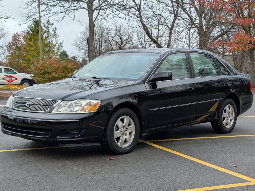 used 2001 Toyota Avalon car, priced at $6,185