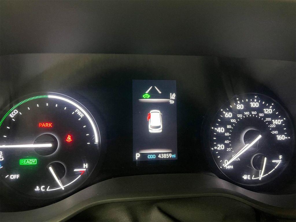 used 2024 Toyota Sienna car, priced at $37,688