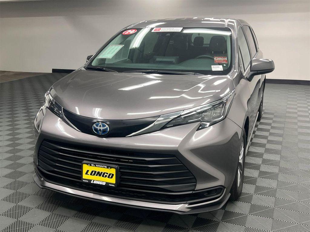 used 2024 Toyota Sienna car, priced at $37,688