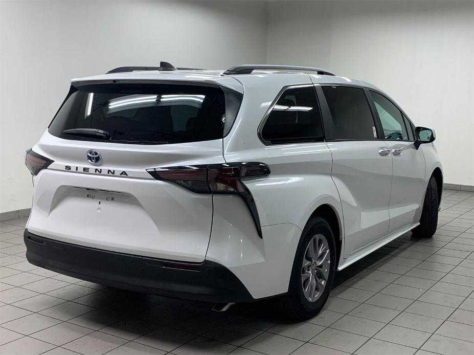 used 2024 Toyota Sienna car, priced at $52,995