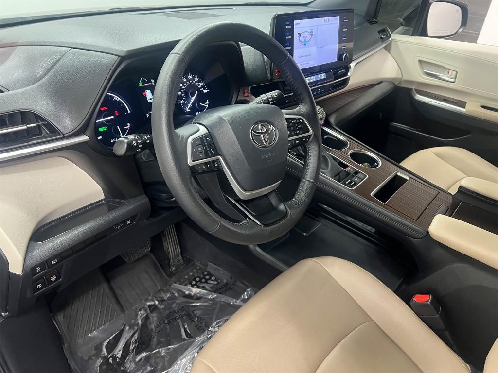 used 2023 Toyota Sienna car, priced at $48,995