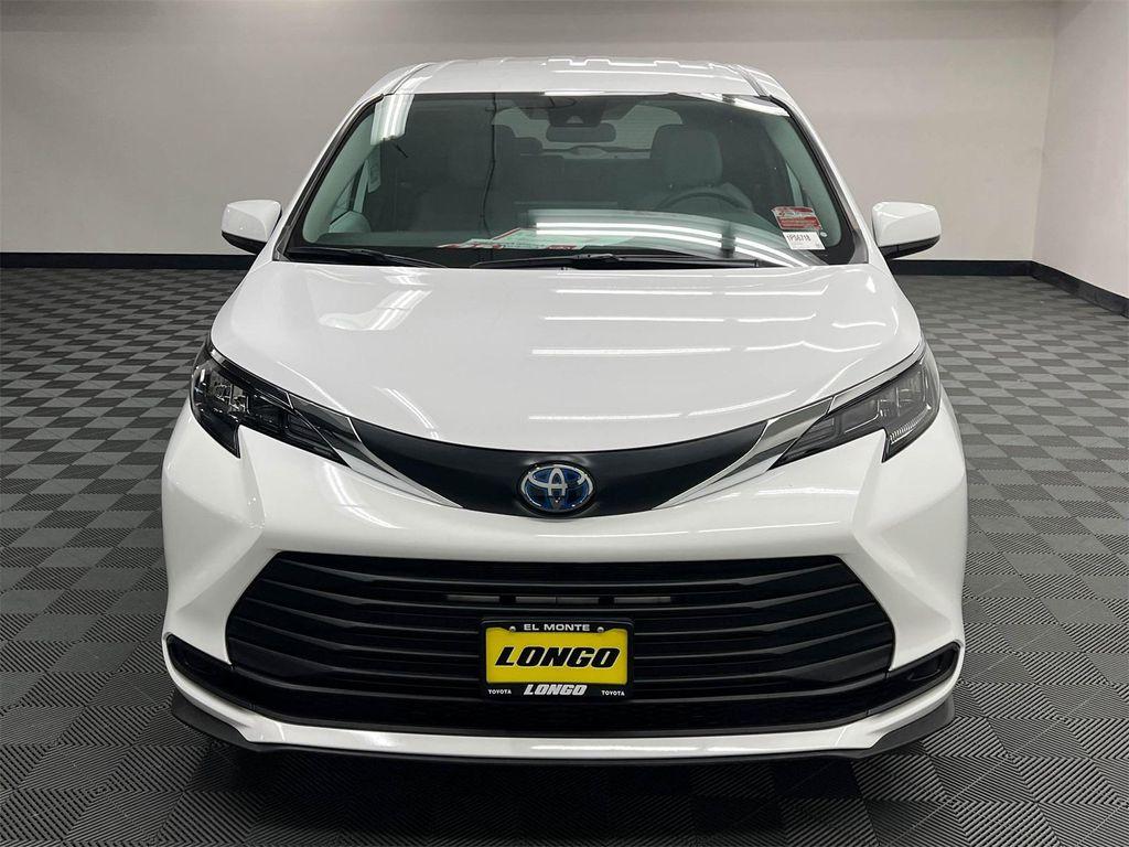 used 2025 Toyota Sienna car, priced at $48,788
