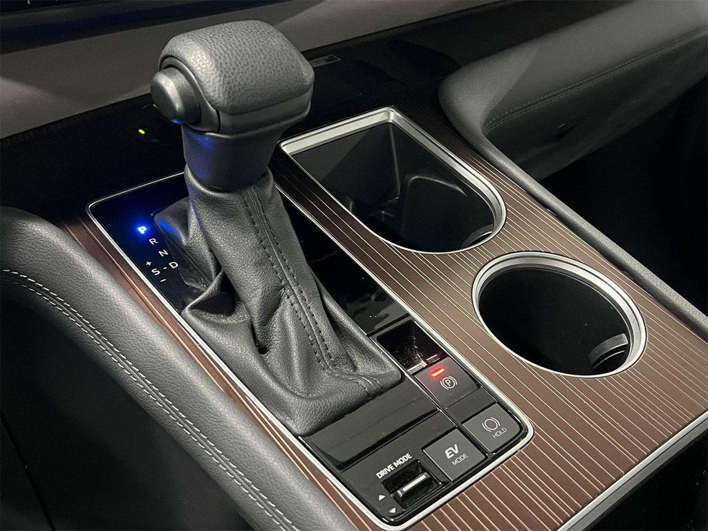 used 2024 Toyota Sienna car, priced at $39,688