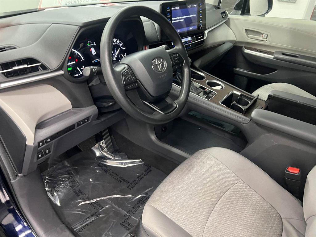 used 2024 Toyota Sienna car, priced at $39,688