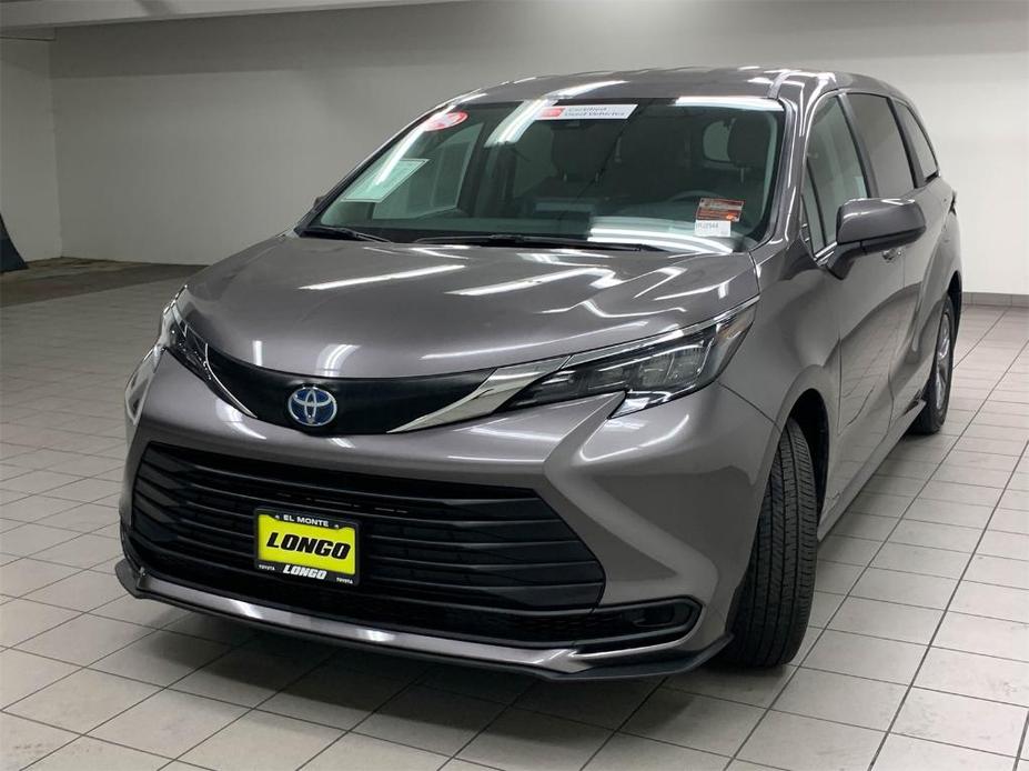 used 2024 Toyota Sienna car, priced at $44,888