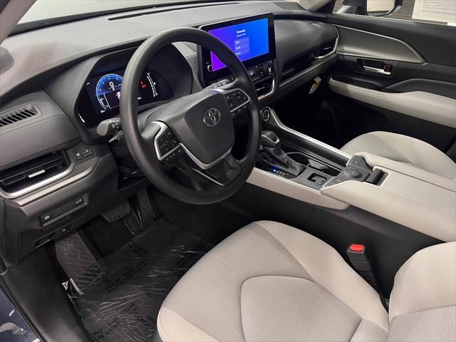 used 2025 Toyota Highlander car, priced at $44,788