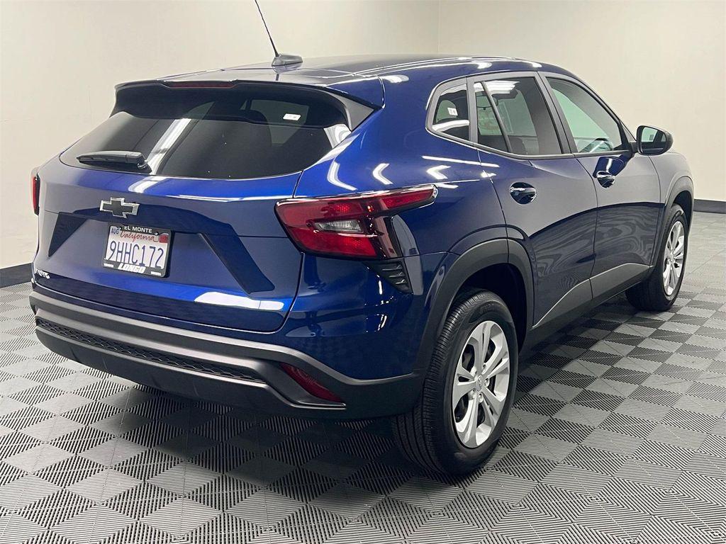used 2024 Chevrolet Trax car, priced at $20,288