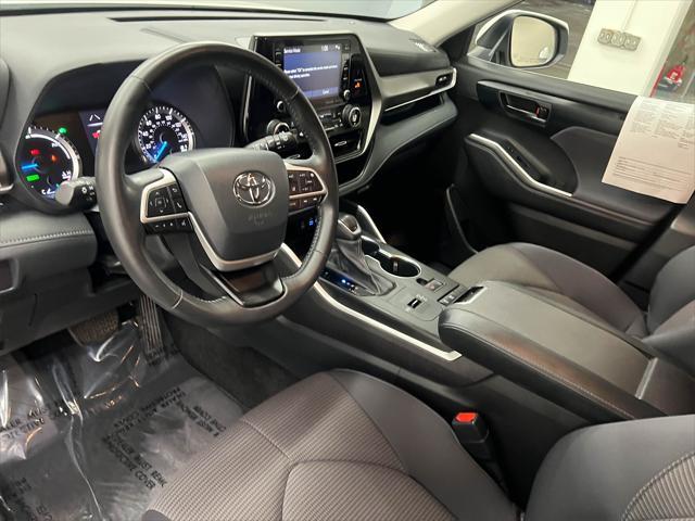 used 2022 Toyota Highlander Hybrid car, priced at $40,995