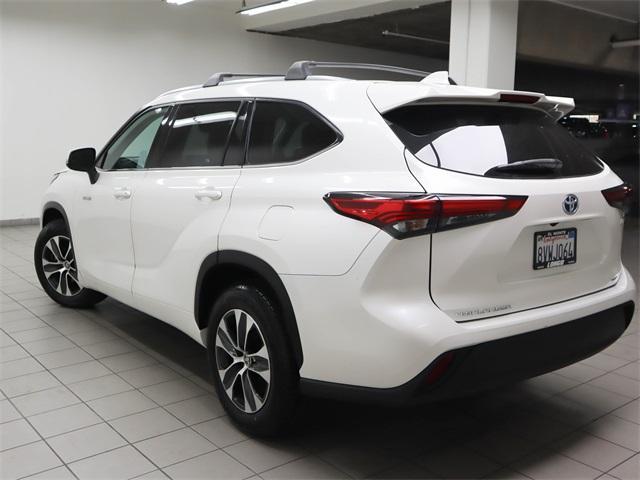 used 2021 Toyota Highlander Hybrid car, priced at $37,788