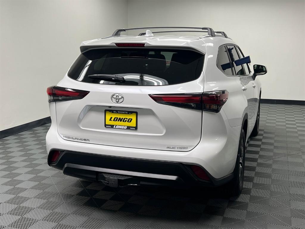 used 2024 Toyota Highlander car, priced at $46,788