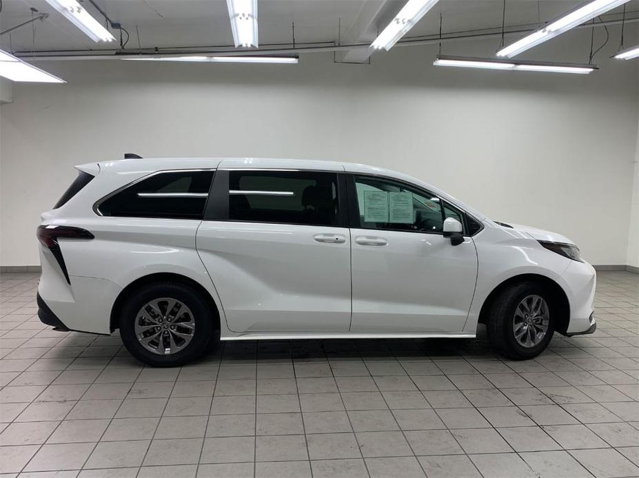 used 2023 Toyota Sienna car, priced at $39,588