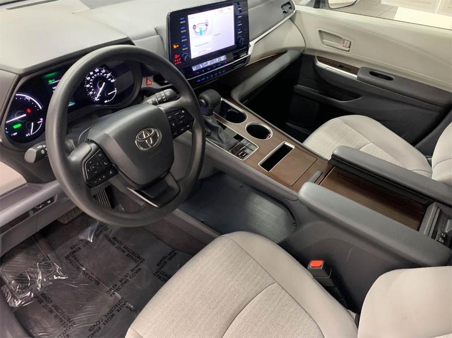 used 2023 Toyota Sienna car, priced at $39,588