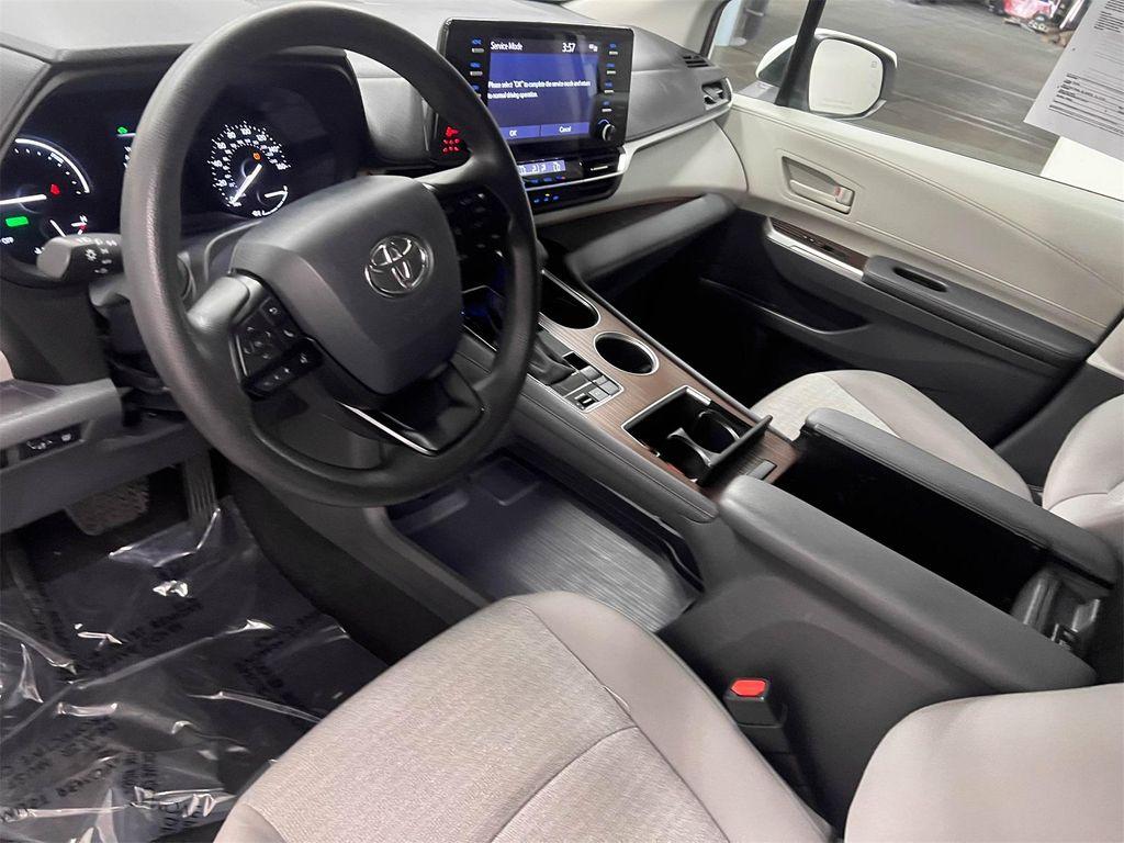 used 2024 Toyota Sienna car, priced at $40,988