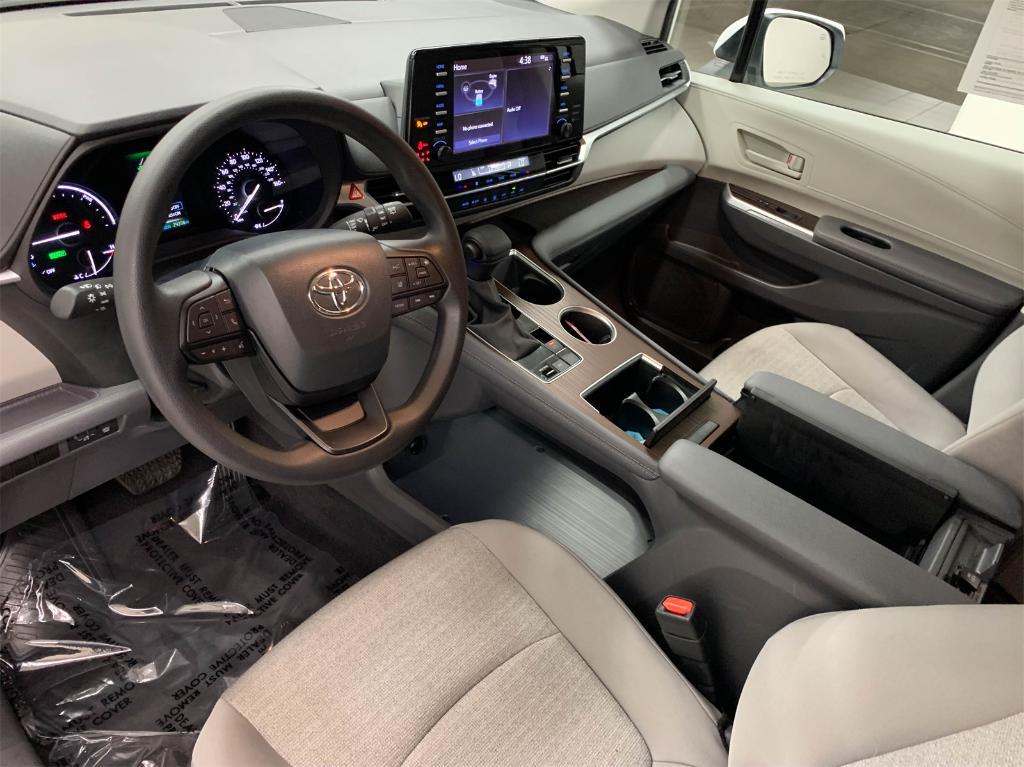 used 2024 Toyota Sienna car, priced at $43,088