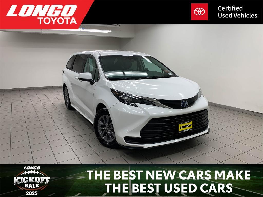 used 2024 Toyota Sienna car, priced at $43,088